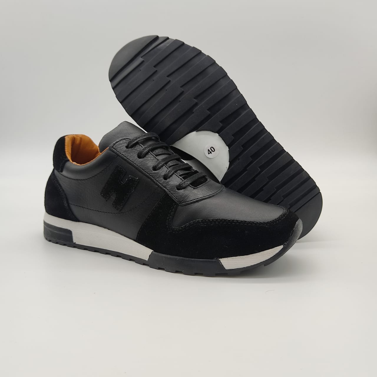 Harlem Sneaker